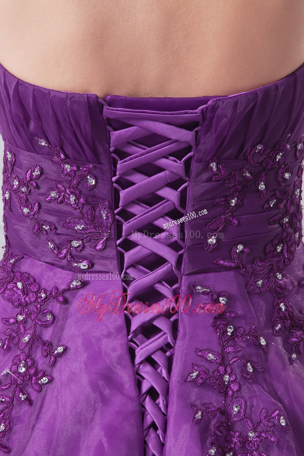 Appliques Sweetheart A-Line Chapel Train Wedding Dress in Purple
