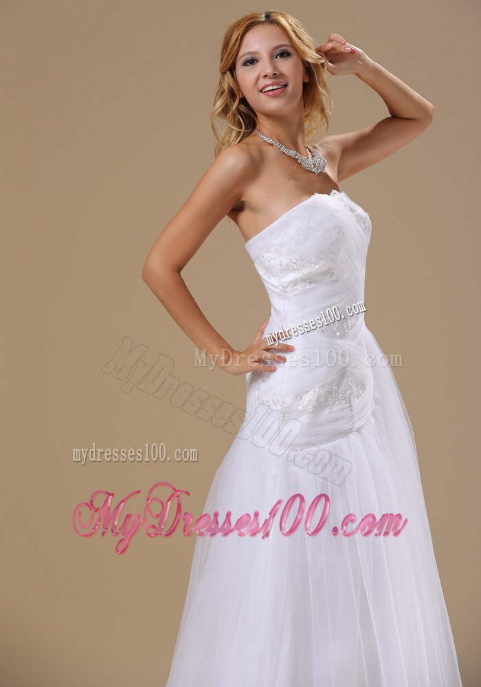 Appliques with Beading for Strapless Wedding Dresses Brush Train