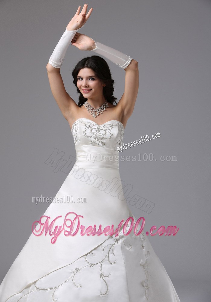 Ball Gown Sweetheart 2013 Modest Wedding Dress with Embroidery