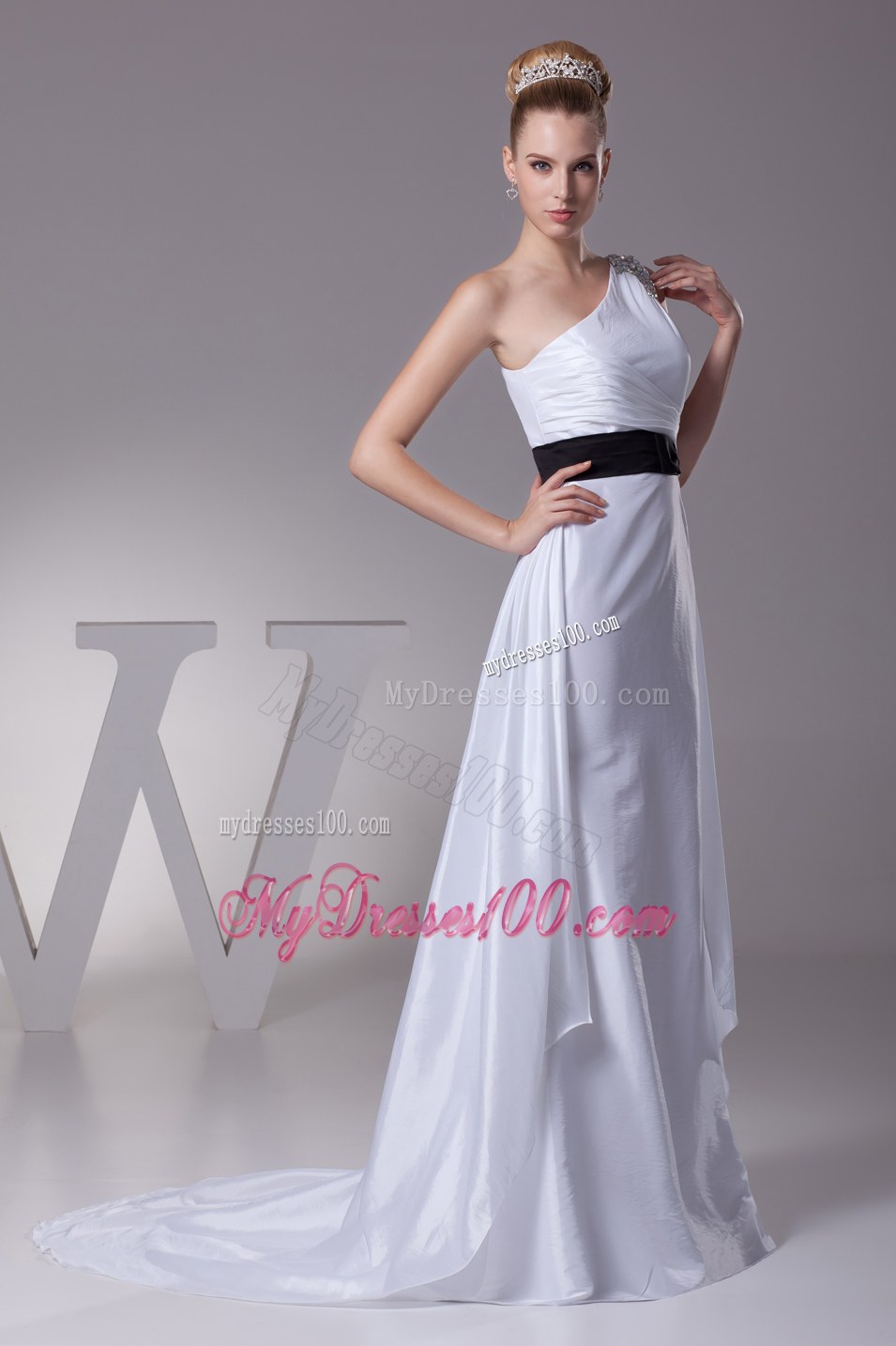 Beading A-Line Brush Train One Shoulder Wedding Dress