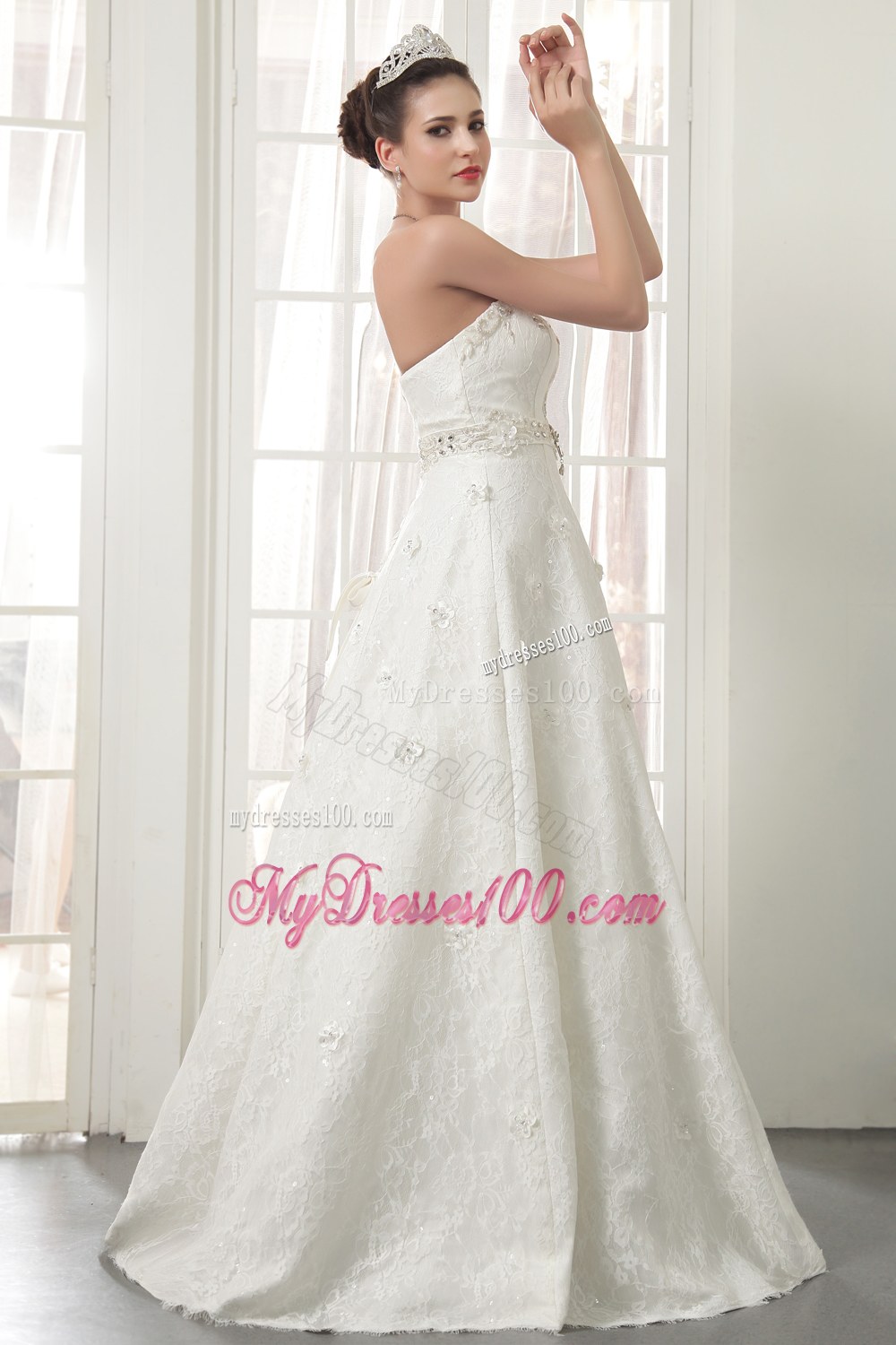 Beautiful Princess Strapless Lace Beaded Wedding Gowns