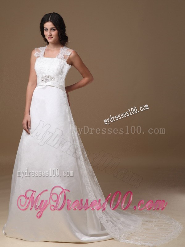 Beautiful Square Court Train Lace Wedding Gowns with Beading