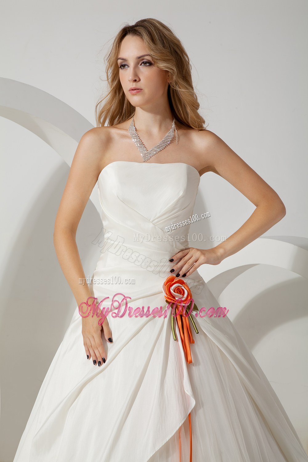 Beautiful Strapless Brush Train Hand Made Flower Wedding Gowns