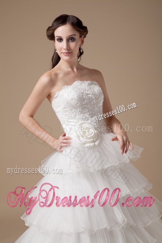 Beautiful Strapless Brush Train Hand Made Flowers Bridal Gowns