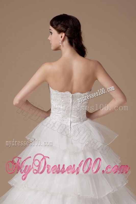 Beautiful Strapless Brush Train Hand Made Flowers Bridal Gowns