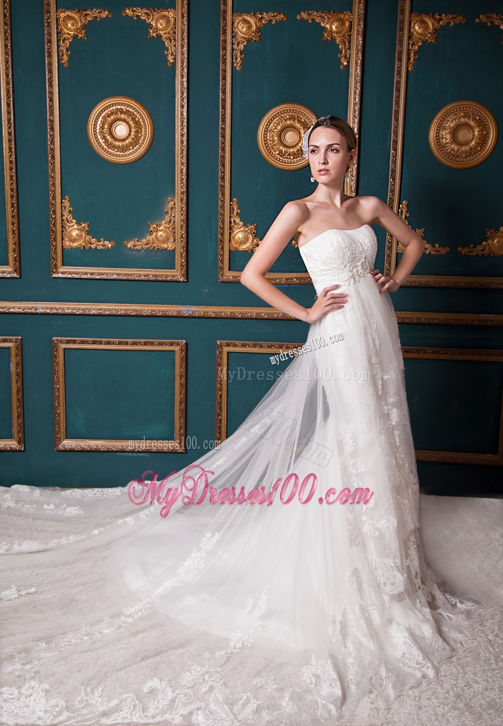 Beautiful Strapless Chapel Train Wedding Dresses with Beading