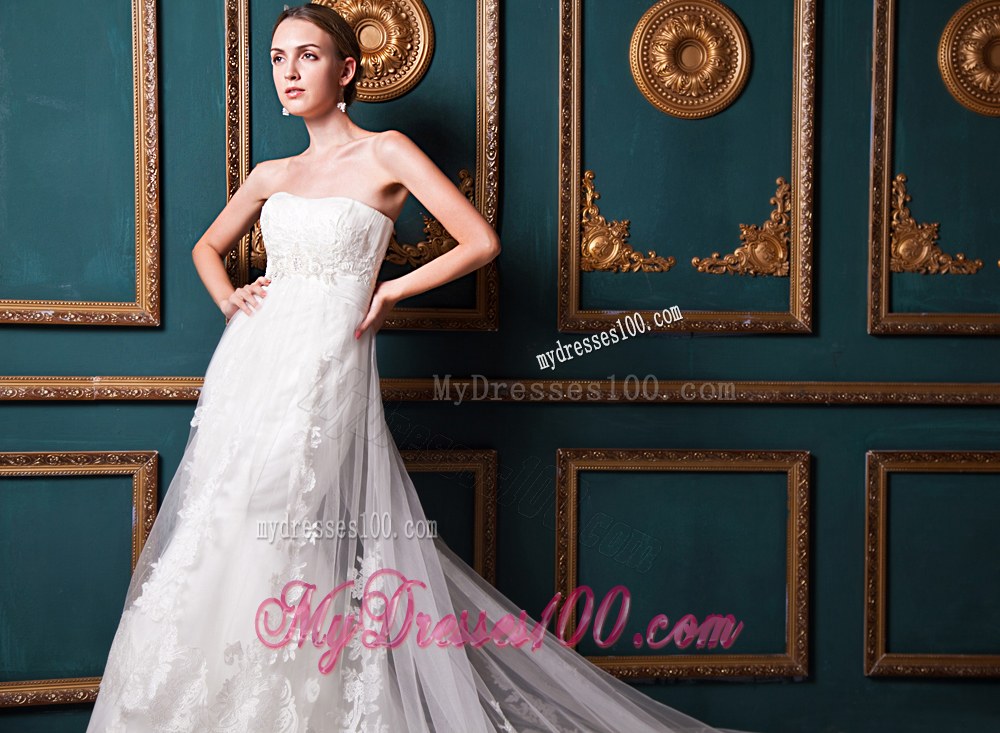 Beautiful Strapless Chapel Train Wedding Dresses with Beading