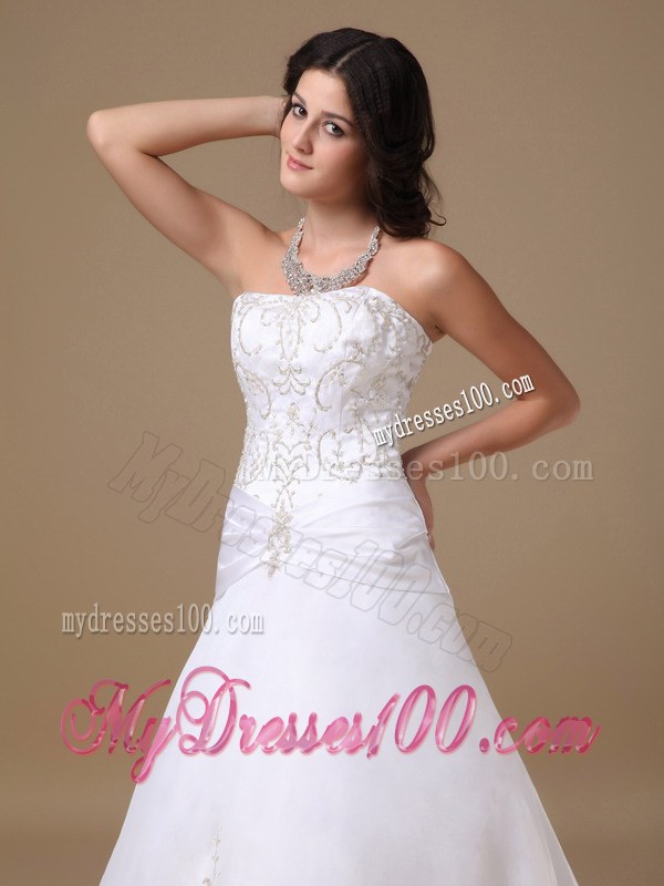 Beautiful Strapless Chapel Train Appliques Wedding Dresses 2013