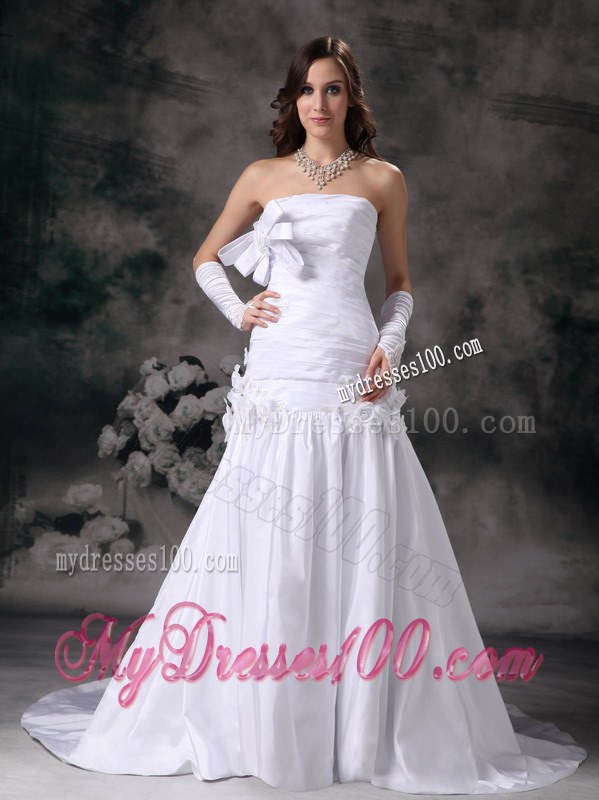 Beautiful Strapless Court Train Wedding Dresses with Hand Made Flowers