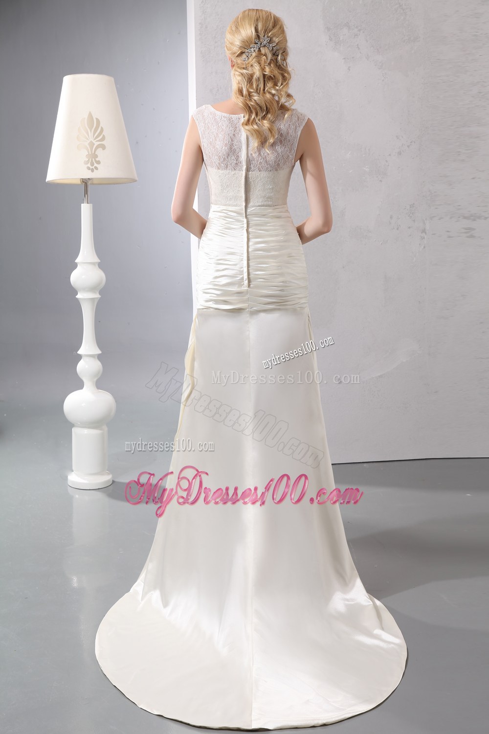 Beautiful Column Scoop Court Train Lace Wedding Dresses