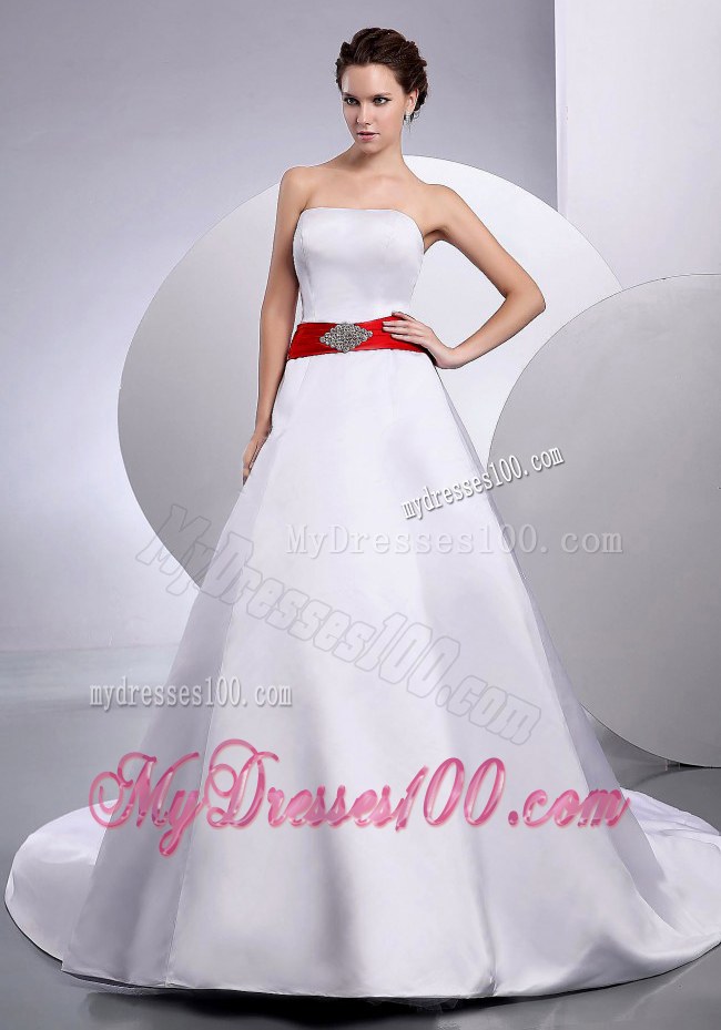 Belt Strapless Court Train Wedding Dress with Clasp Handle