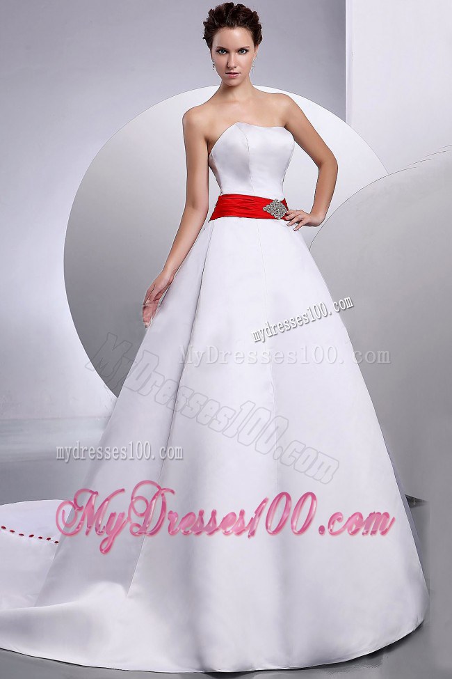 Belt Strapless Court Train Wedding Dress with Clasp Handle