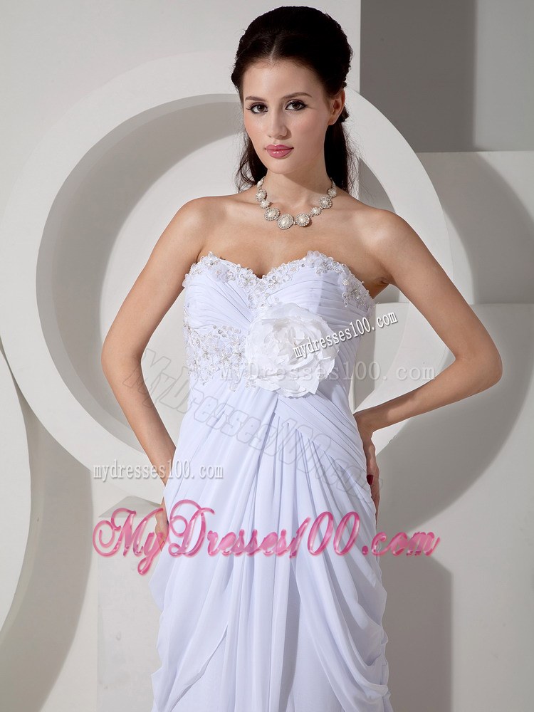 Sweetheart Court Train Flowers Appliques and Ruched Wedding Dresses