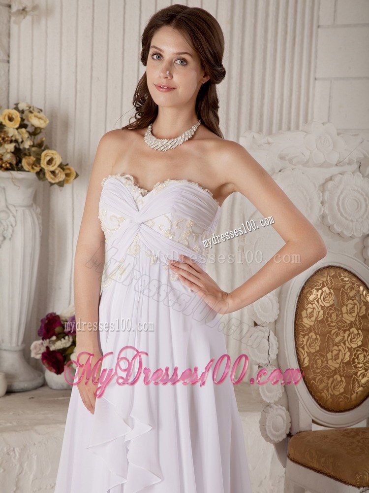 Brand New Empire Sweetheart Brush Train Appliques Wedding Dresses