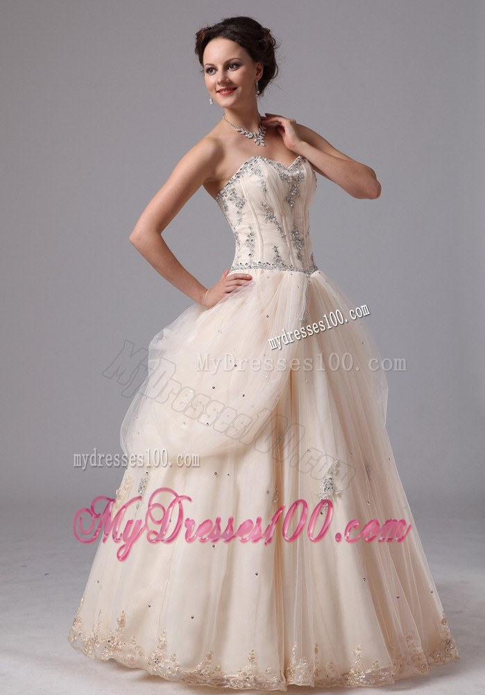 Beautiful Champagne Sweetheart Lace Wedding Dress with Appliques