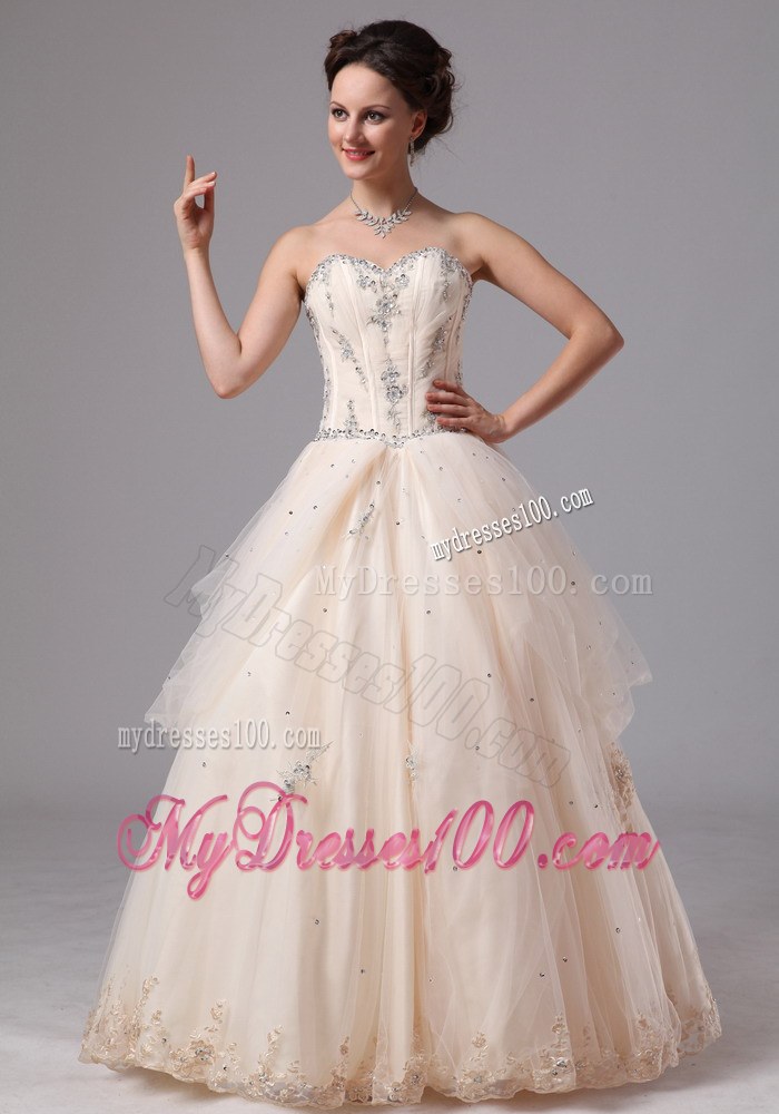 Beautiful Champagne Sweetheart Lace Wedding Dress with Appliques