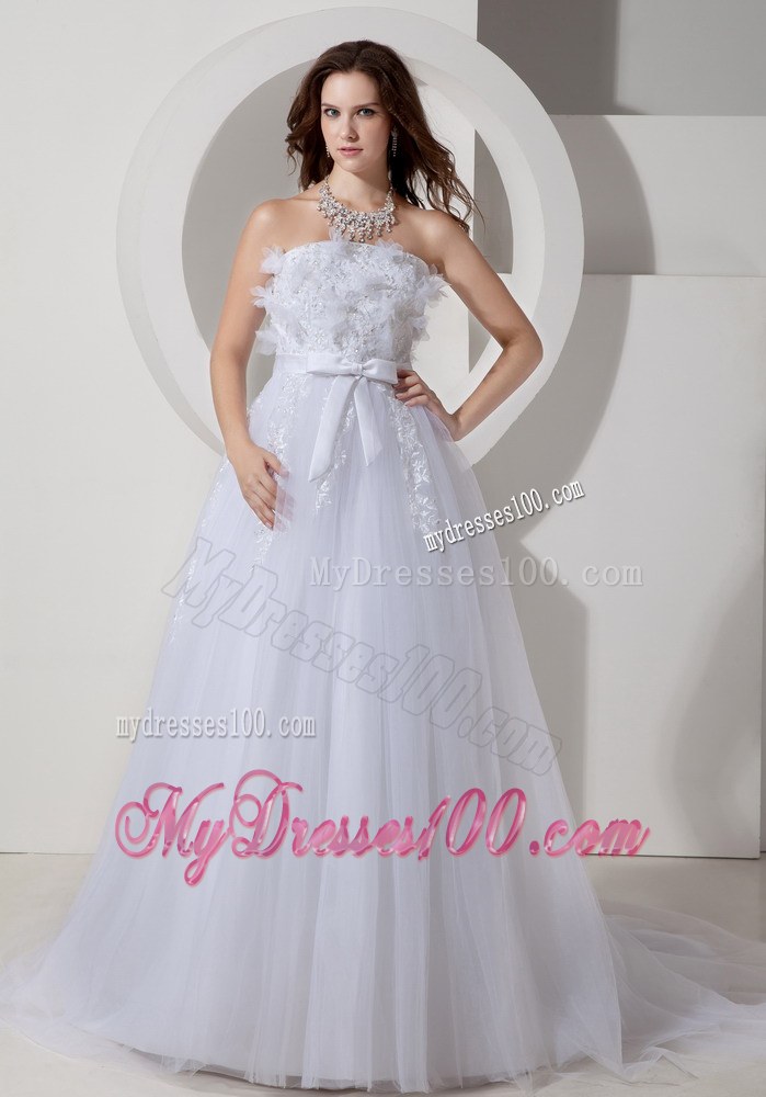 Cheap Princess Strapless Court Train Wedding Dresses with Embroidery