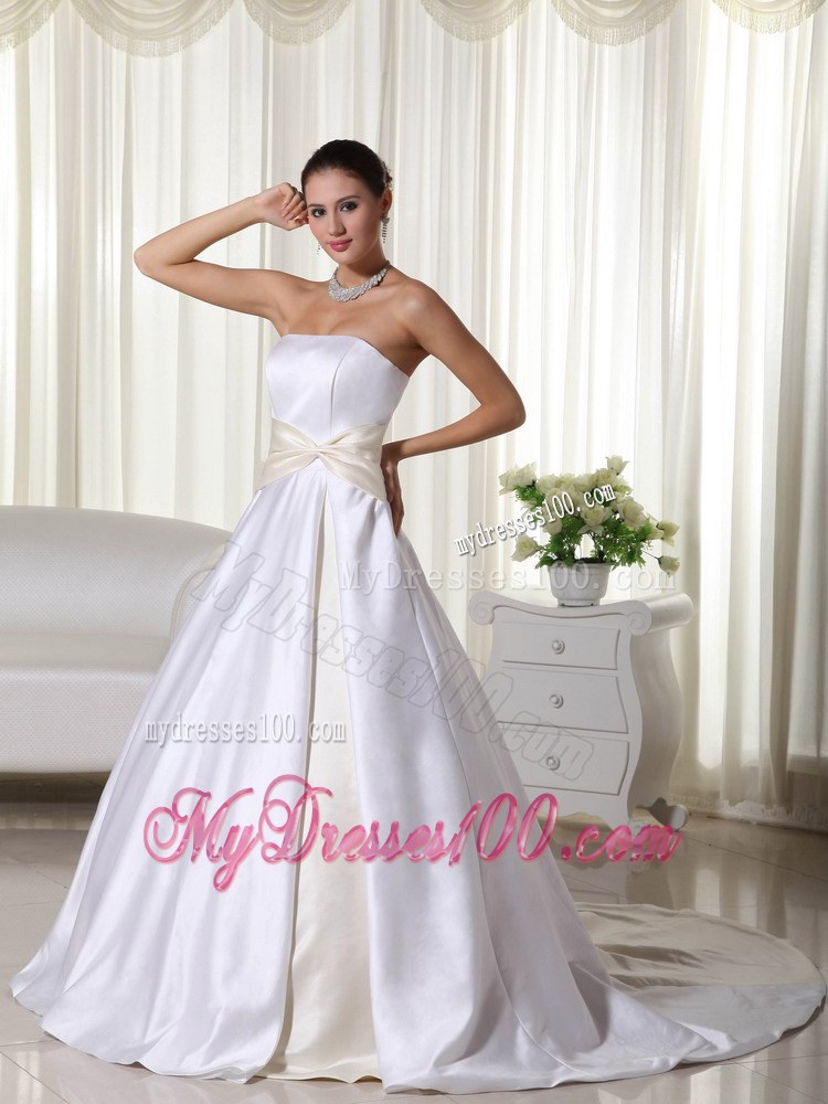 Cheap Strapless Court Train Simple Wedding Gowns On Sale