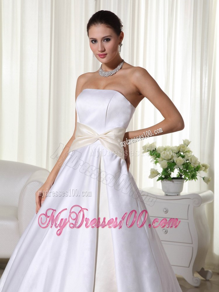 Cheap Strapless Court Train Simple Wedding Gowns On Sale