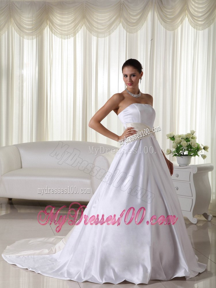 Cheap Strapless Court Train Simple Wedding Gowns On Sale