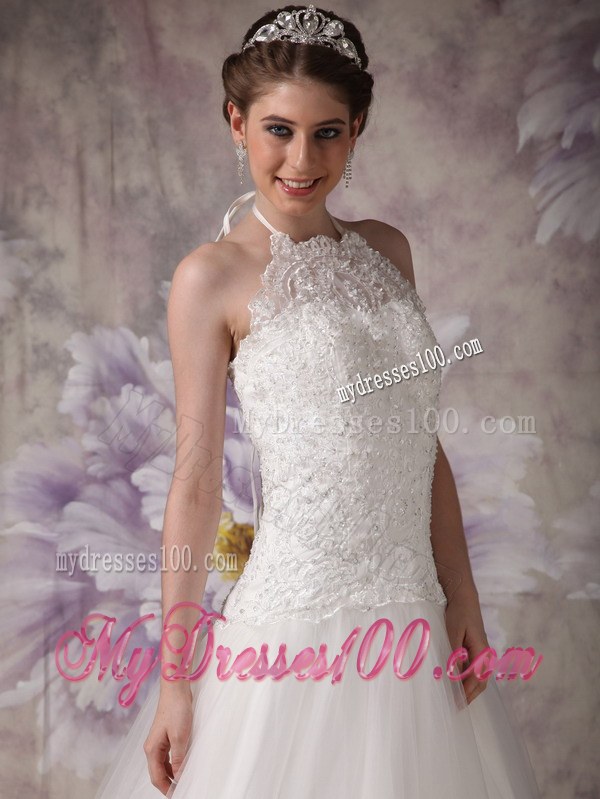 Chic Princess Halter Court Train Lace Beaded Wedding Gowns for 2013