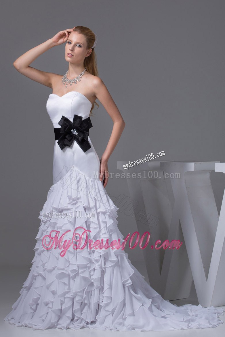 Sweetheart Black Sash Ruffles Wedding Dresses with Brush Train