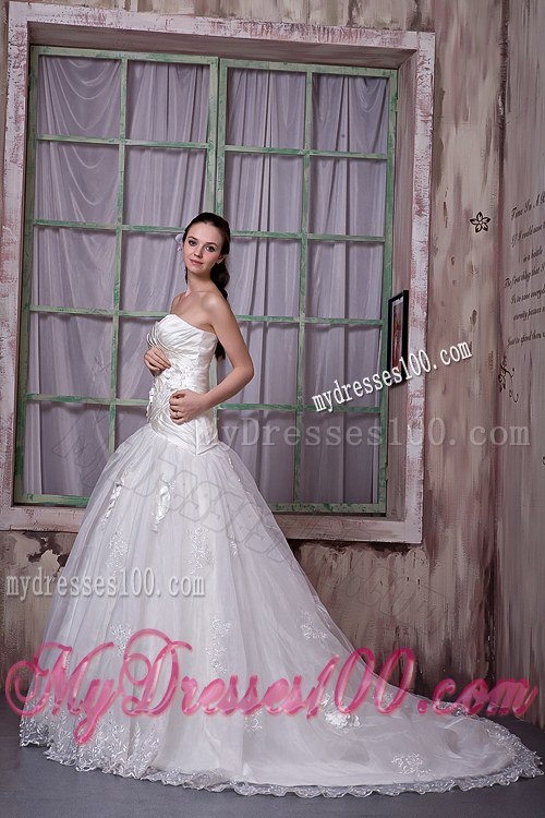 Custom Made Sweetheart Court Train Lace Bridal Gowns with Flowers