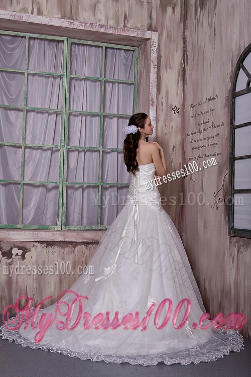Custom Made Sweetheart Court Train Lace Bridal Gowns with Flowers