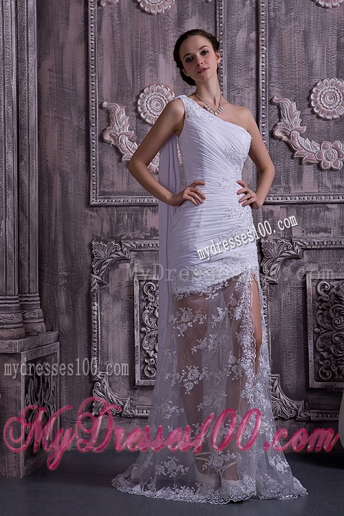 Appliques Sheath One Shoulder Wedding Dress Watteau Train Lace