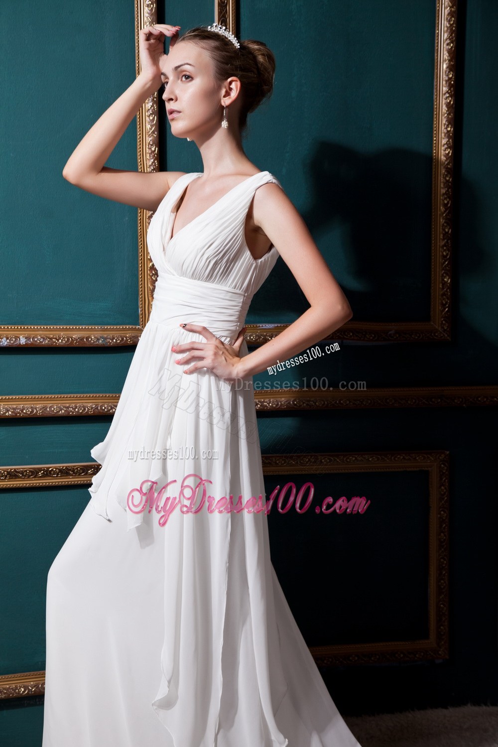 Discount Empire V-neck Brush Train Ruched Wedding Dresses