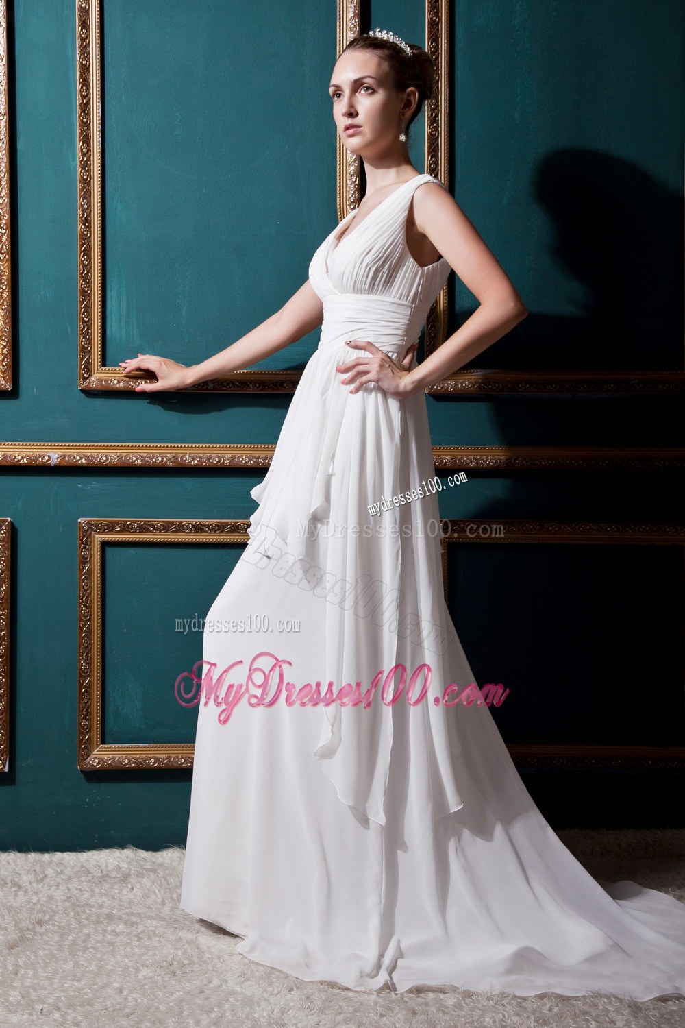 Discount Empire V-neck Brush Train Ruched Wedding Dresses