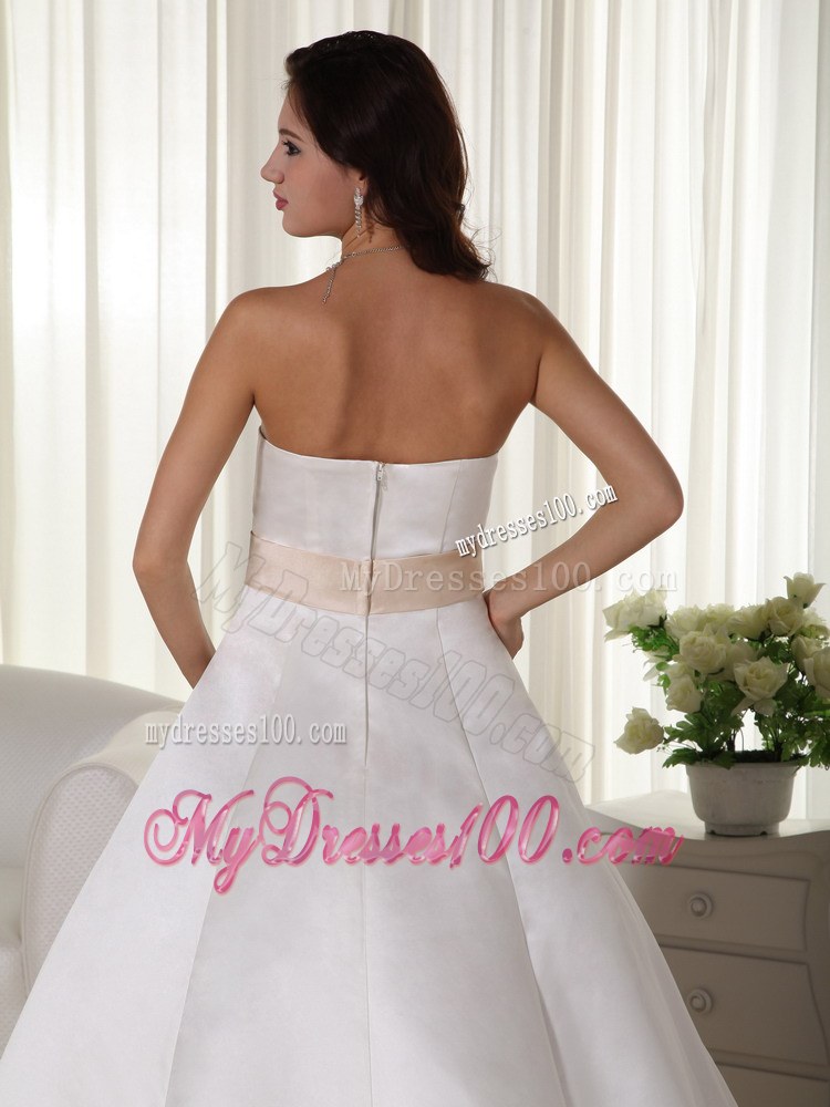 Elegant Strapless Court Train Appliques Wedding Dresses with Sash