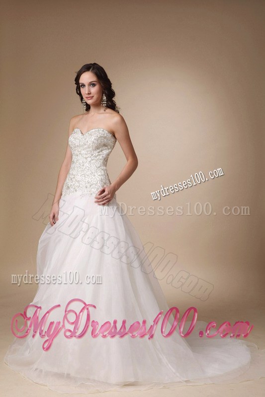 Elegant Sweetheart Court Train Beaded Wedding Gowns for Cheap