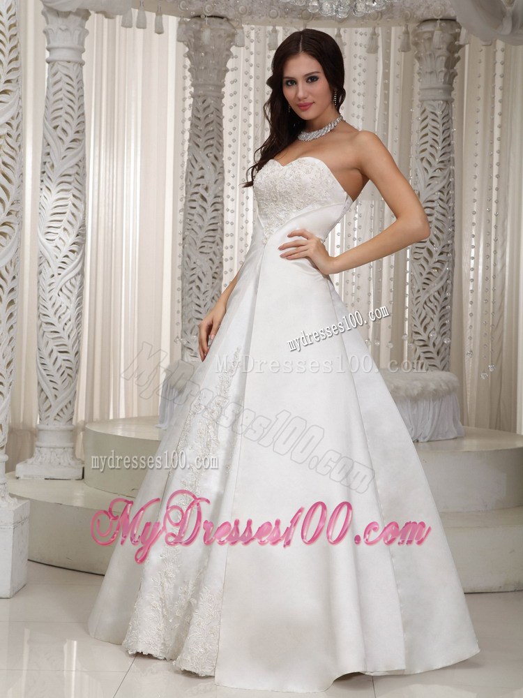 Elegant Sweetheart Floor-length Lace Cheap Wedding Gowns On Sale