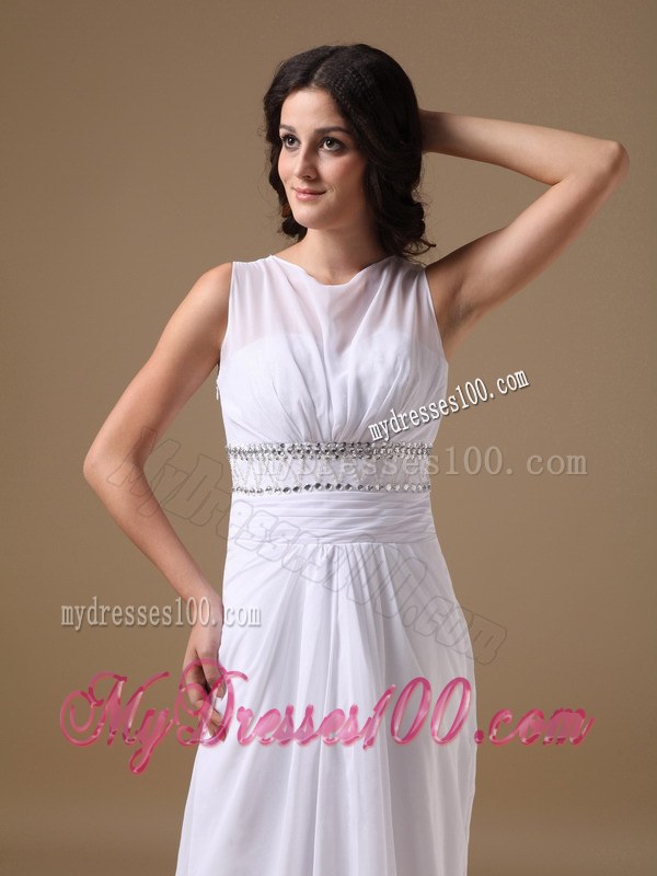 Elegant Empire Scoop Brush Train Beach Wedding Dress with Beading