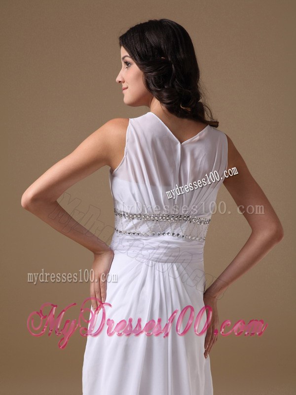 Elegant Empire Scoop Brush Train Beach Wedding Dress with Beading