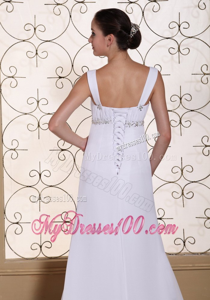Elegant White Wedding Dress For 2013 V-neck Beaded Decorate Bust