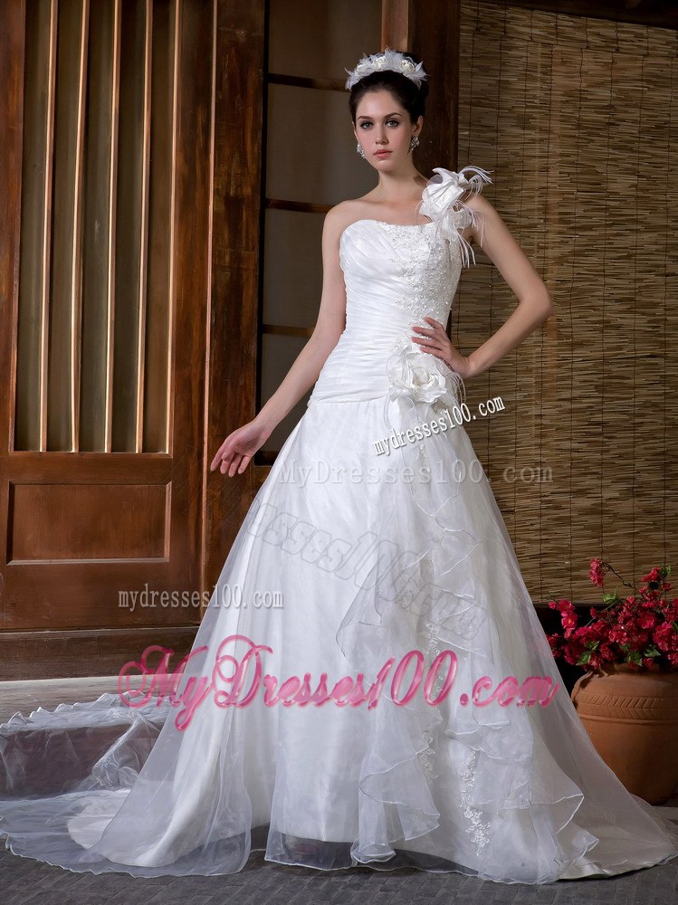 Elegant Flowers One Shoulder Chapel Train Appliques Bridal Dress