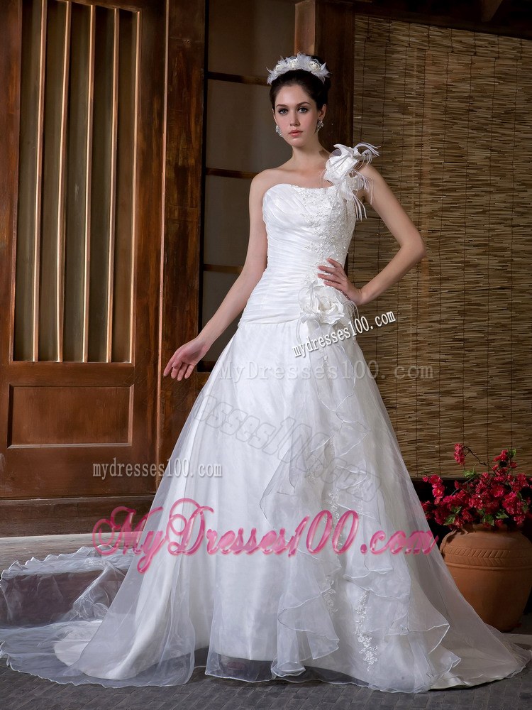 Elegant Flowers One Shoulder Chapel Train Appliques Bridal Dress