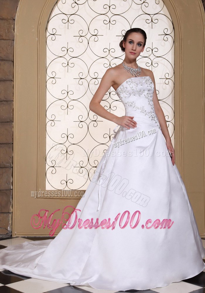 Modest Strapless Embroidery 2013 Cheap Wedding Dress On Sale