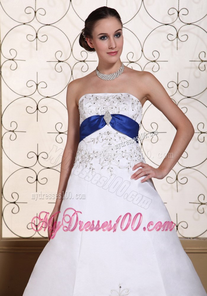 Modest Chapel Train For 2013 Embroidery and Beading Wedding Gowns