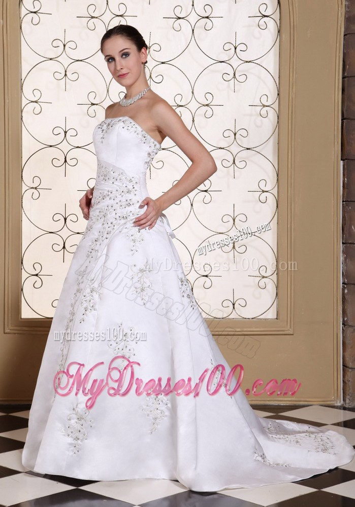 Embroidery with Beading Strapless Elegant For 2013 Wedding Dresses