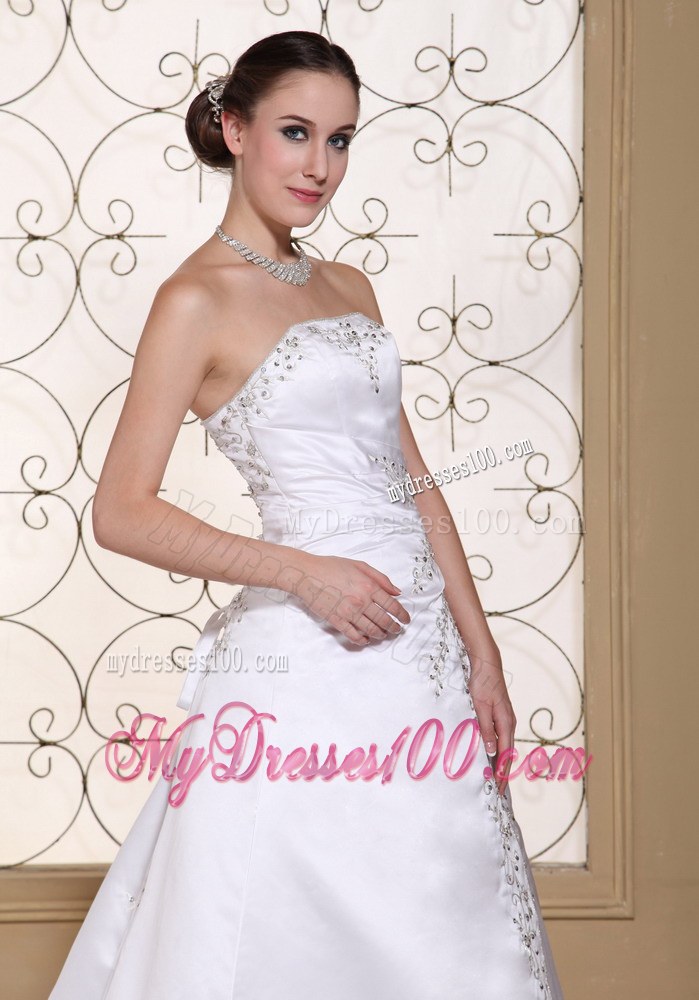 Embroidery with Beading Strapless Elegant For 2013 Wedding Dresses