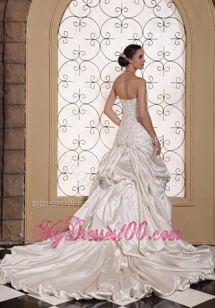 Exclusive Lace and Pick-ups Off White Wedding Dress For 2013
