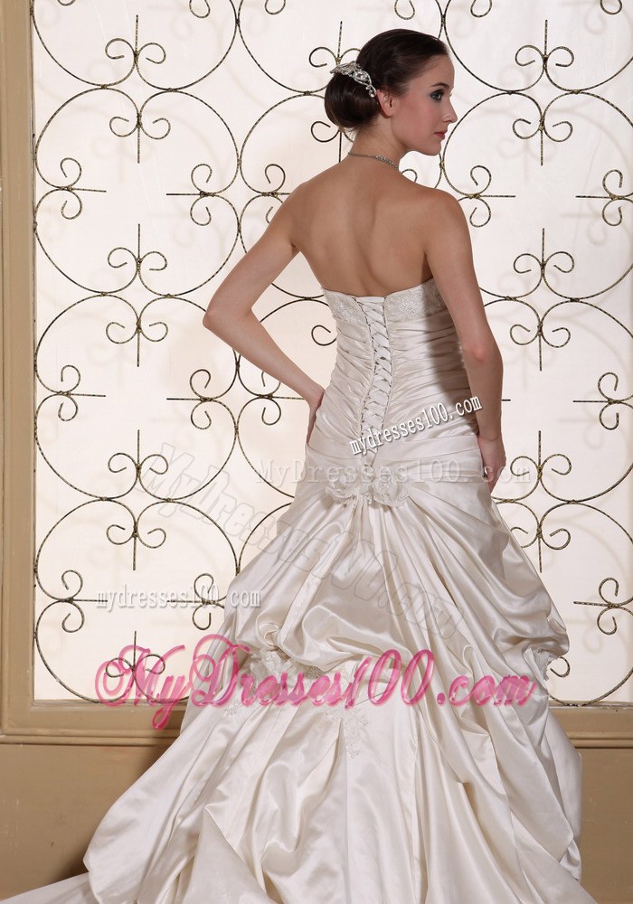 Exclusive Lace and Pick-ups Off White Wedding Dress For 2013