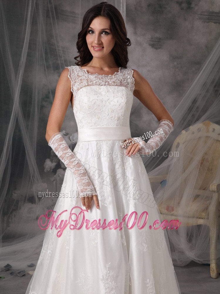 Exquisite Square Princess Court Train Lace Wedding Dresses For Garden