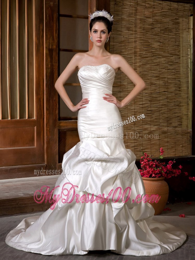 Pretty Mermaid Strapless Chapel Train Pick-ups Wedding Dress