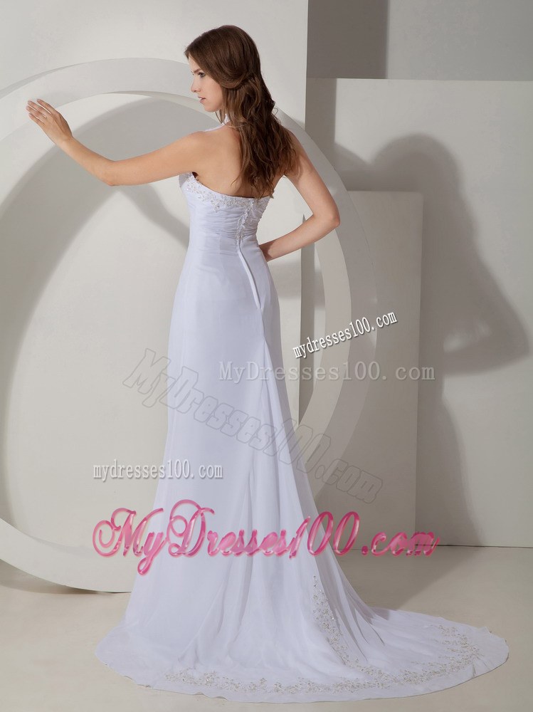 Elegant Wedding Dress Column / Sheath Halter Beading Court Train