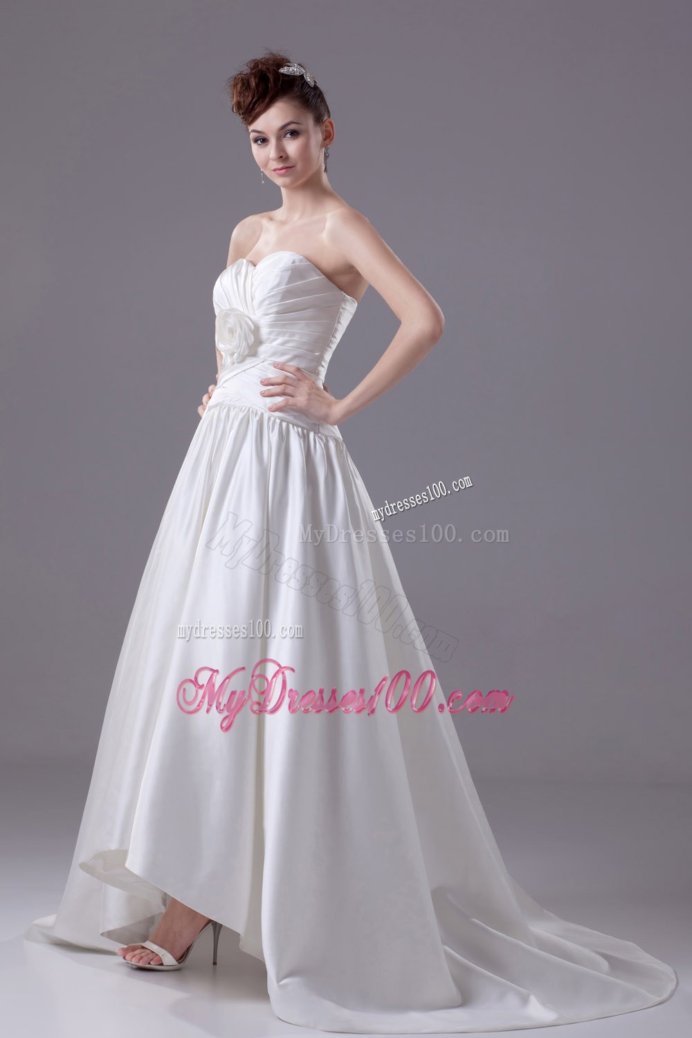 Hand Made Flowers Sweetheart Brush Train Wedding Dress