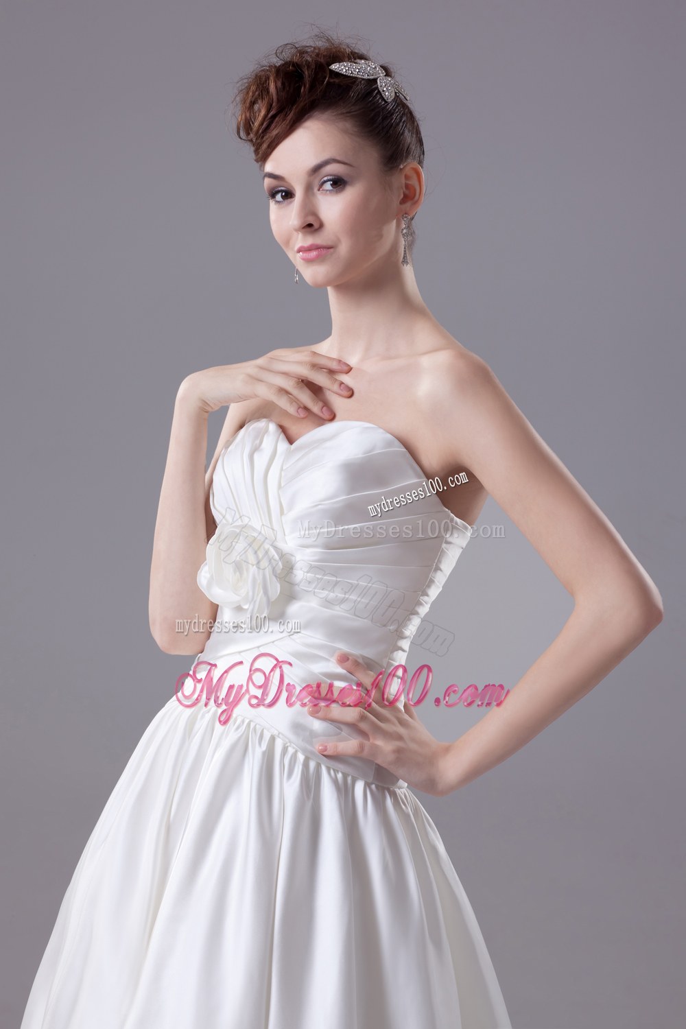 Hand Made Flowers Sweetheart Brush Train Wedding Dress